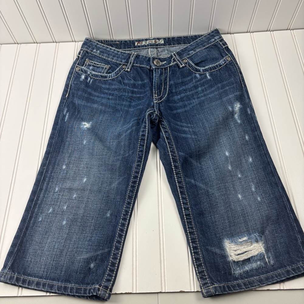 Buckle BKE(25)Stella Capri Jeans 29 Women’s Low‎ Rise Distressed Contrast Stitch